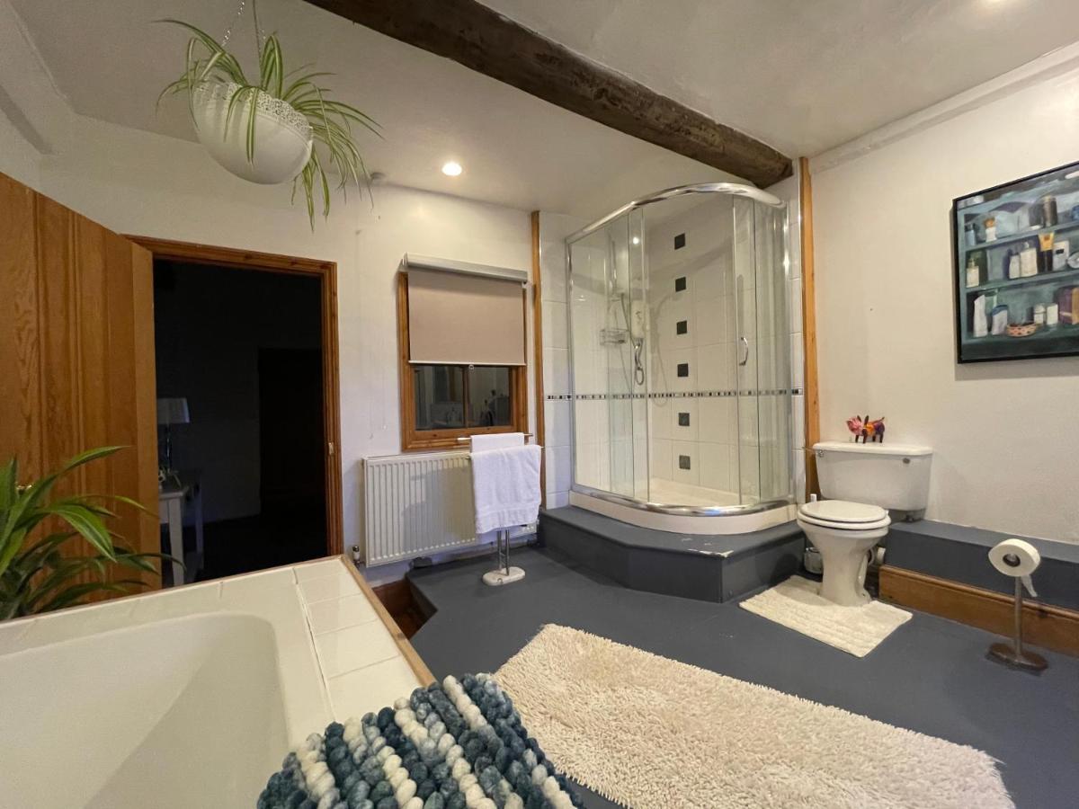 Bed and Breakfast Wickton Court Hope under Dinmore Экстерьер фото
